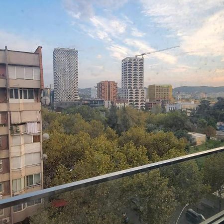 Opera Appartment Tirana Buitenkant foto